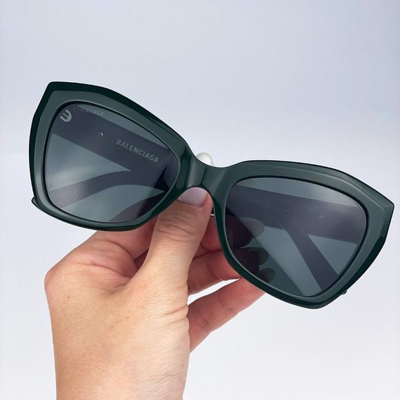 Balenciaga BB0271S 004 Sunglasses Green Cat Eye Women main image 5